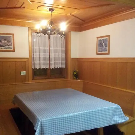 Helen Apartman Arabba