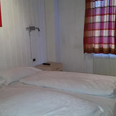 Helen Apartament *